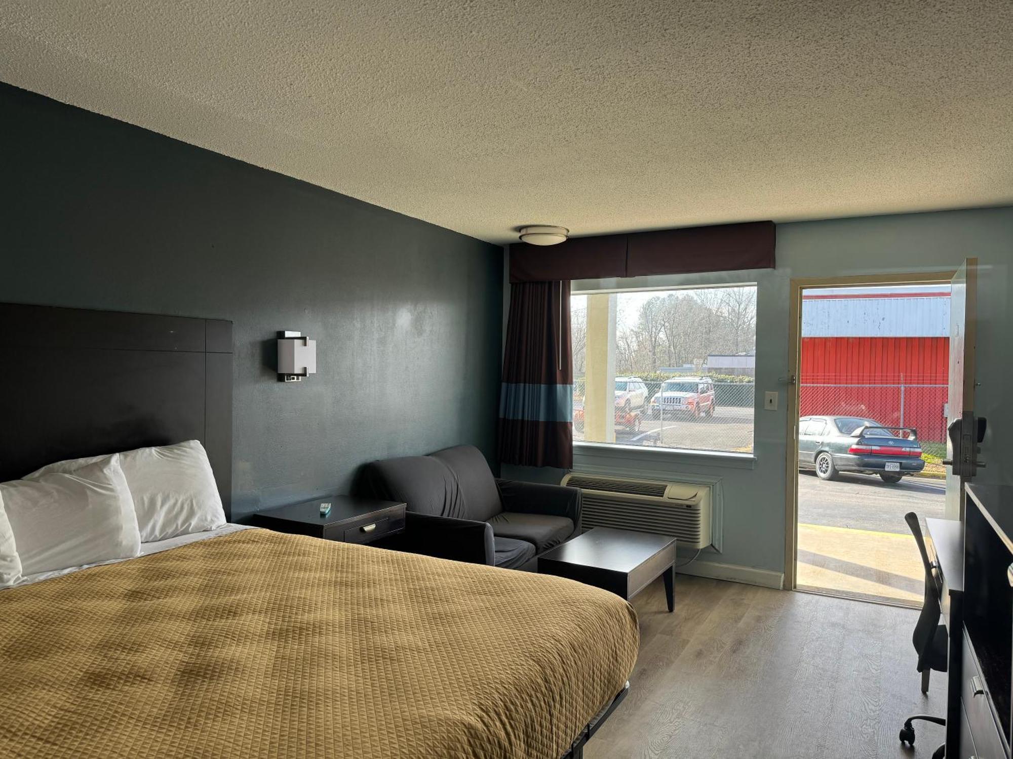 Red Carpet Inn & Suites - แดนวิลล์ ภายนอก รูปภาพ